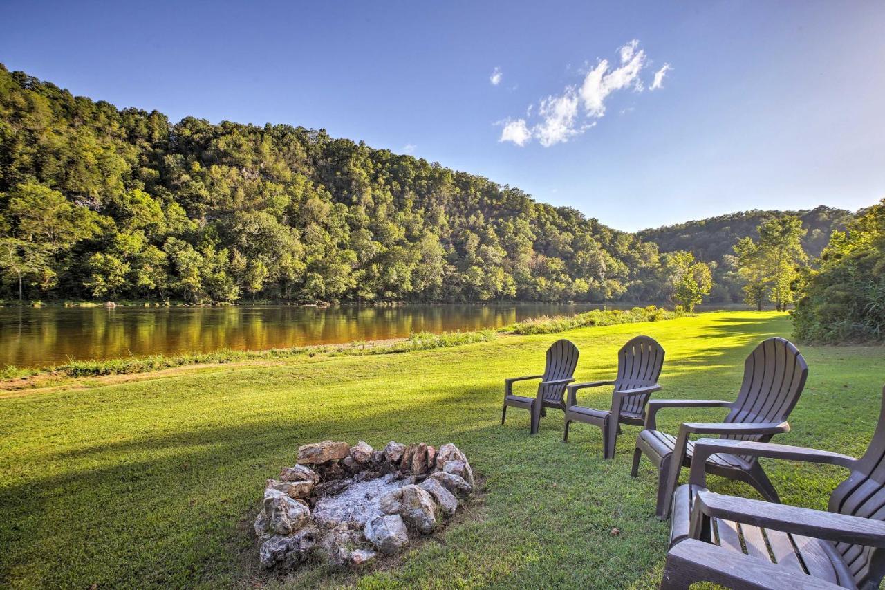 Cozy Waterfront Cottage With Deck On White River! Cotter Экстерьер фото