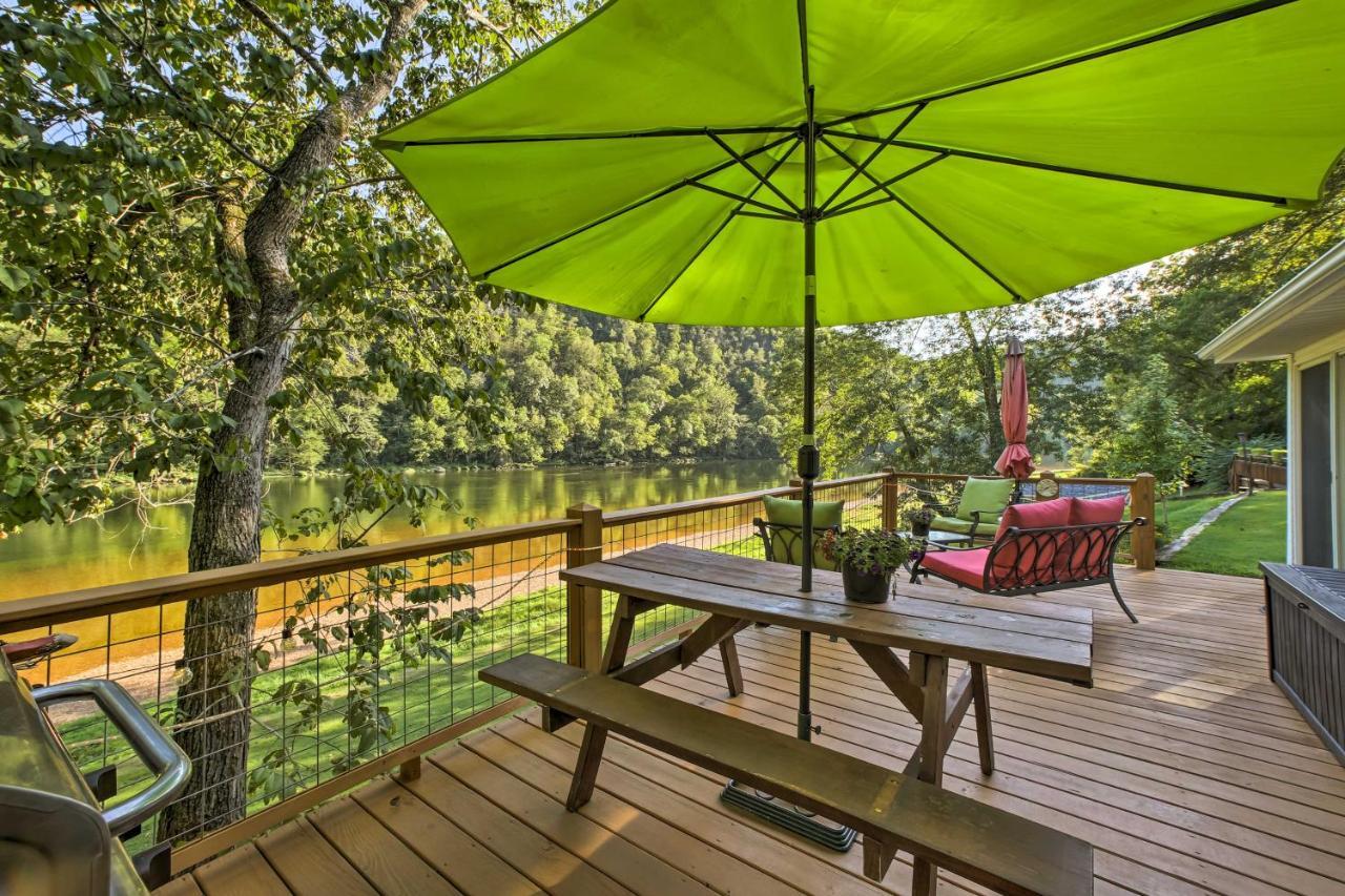 Cozy Waterfront Cottage With Deck On White River! Cotter Экстерьер фото