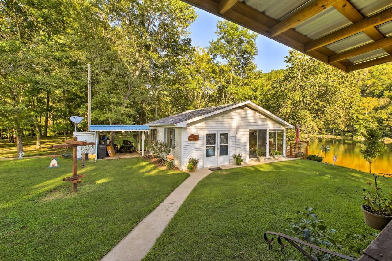 Cozy Waterfront Cottage With Deck On White River! Cotter Экстерьер фото