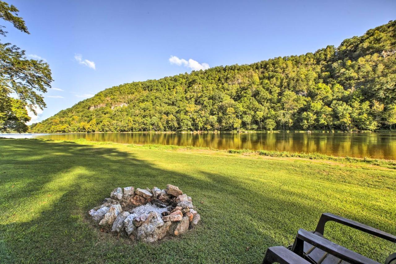 Cozy Waterfront Cottage With Deck On White River! Cotter Экстерьер фото