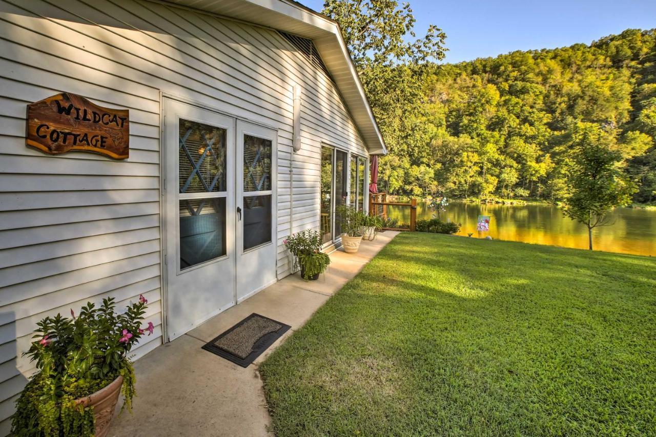 Cozy Waterfront Cottage With Deck On White River! Cotter Экстерьер фото